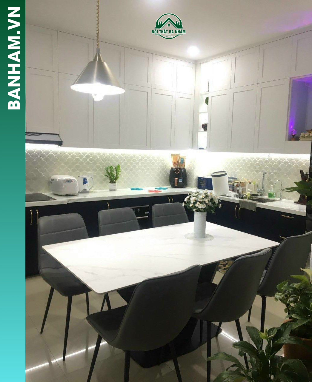 Bộ bàn ăn 6 ghế với mặt đá, ghế nỉ đen