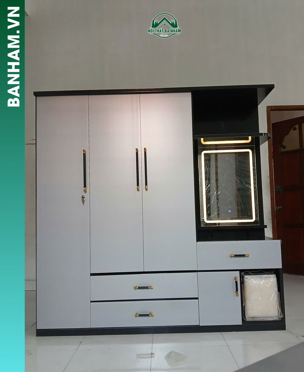 Tủ quần áo 3 cánh bàn phấn gương LED Bến Tre