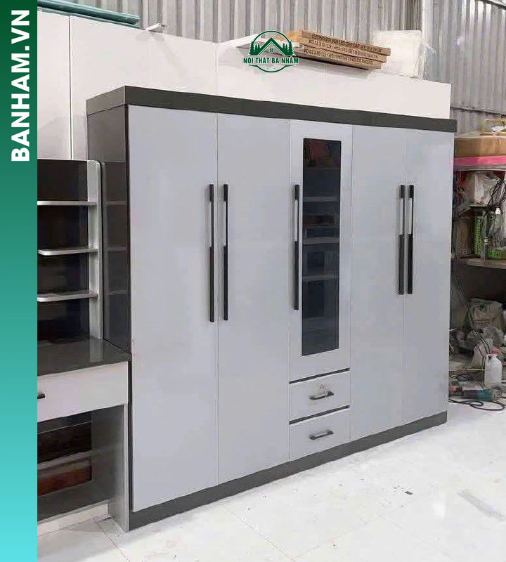 Tủ quần áo 4 cánh kính giữa 2 ngăn kéo Bến Tre