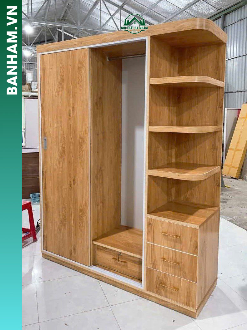 Tủ quần áo cửa lùa vân gỗ kệ bo cong 3 ngăn kéo Bến Tre