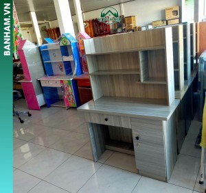 Bàn học sinh gỗ công nghiệp có kệ và tủ khóa