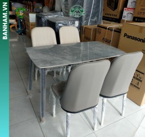 Bộ bàn ăn mặt đá 4 ghế hiện đại tại Bến Tre