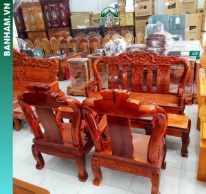 Bộ bàn ghế gỗ phòng khách chạm khắc