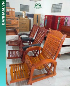 Ghế thư giãn gỗ ngả lưng kéo chân