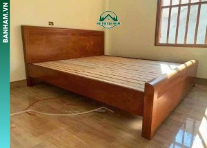 Giường gỗ sồi cao cấp tại bến Tre