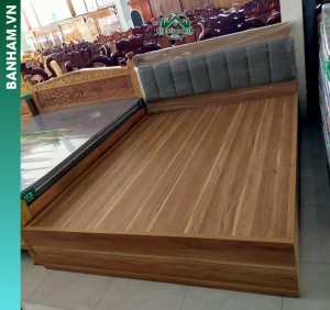 Giường ngủ gỗ công nghiệp vân gỗ sáng