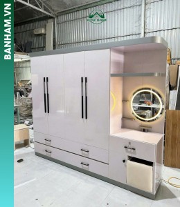 Tủ quần áo 4 cánh bàn trang điểm gương LED tròn Bến Tre