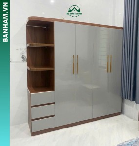 Tủ quần áo 4 cánh kệ hông bo cong Bến Tre