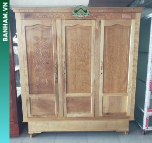 Tủ quần áo gỗ tự nhiên 3 cánh chạm bình hoa