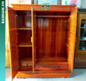 Tủ quần áo gỗ tự nhiên 3 cánh chạm khắc cổ điển