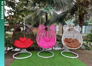 Xích đu tai gấu dễ thương màu nâu tại Bến Tre